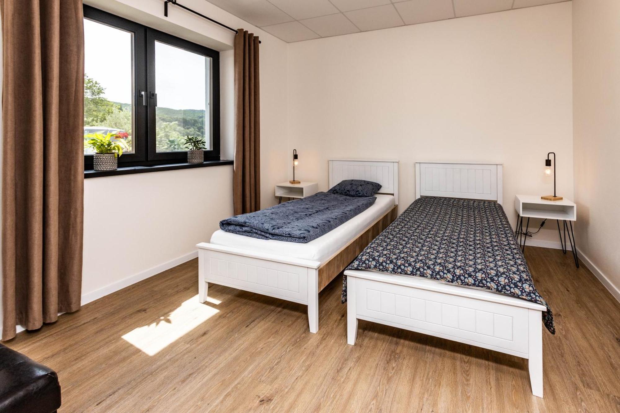Sunny Apartment With Free Parking Зволен Екстер'єр фото